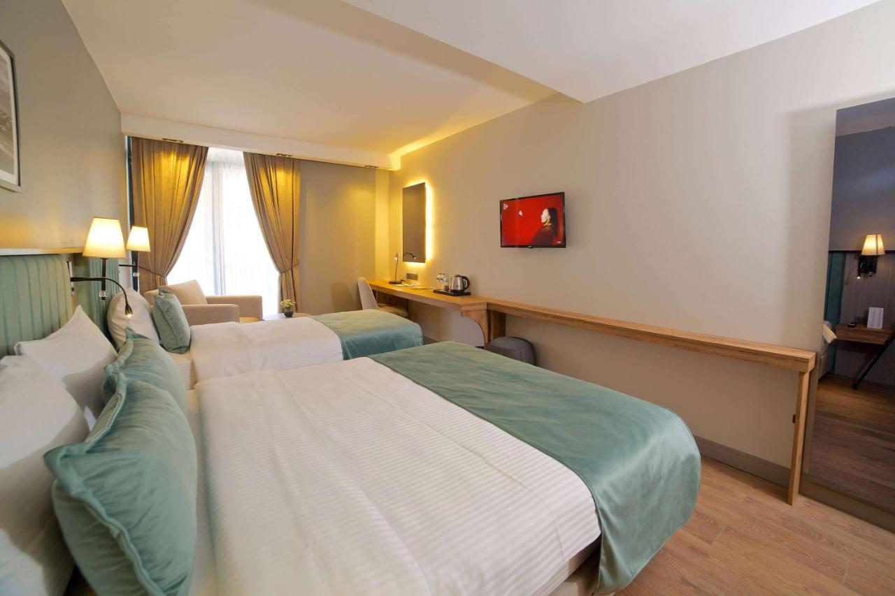 Days Inn By Wyndham Istanbul Arnavutkoy Екстер'єр фото